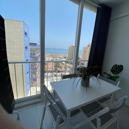 Apartamento Con Vistas Al Mar A Metros De La Playa Carihuela Soleil Torremolinos Exterior foto