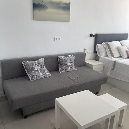 Apartamento Con Vistas Al Mar A Metros De La Playa Carihuela Soleil Torremolinos Exterior foto