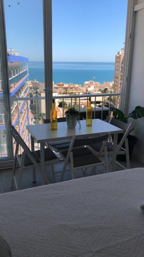Apartamento Con Vistas Al Mar A Metros De La Playa Carihuela Soleil Torremolinos Exterior foto