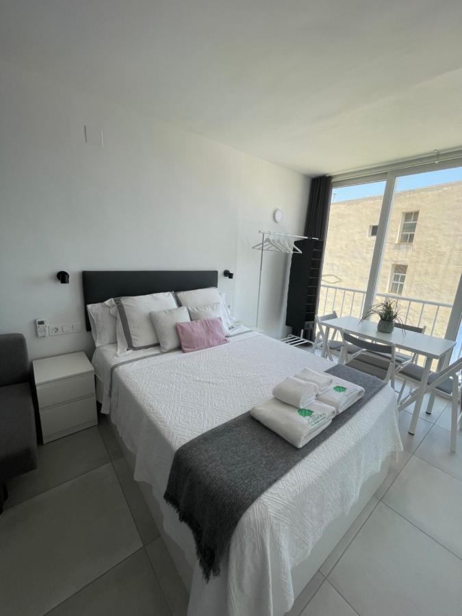 Apartamento Con Vistas Al Mar A Metros De La Playa Carihuela Soleil Torremolinos Exterior foto