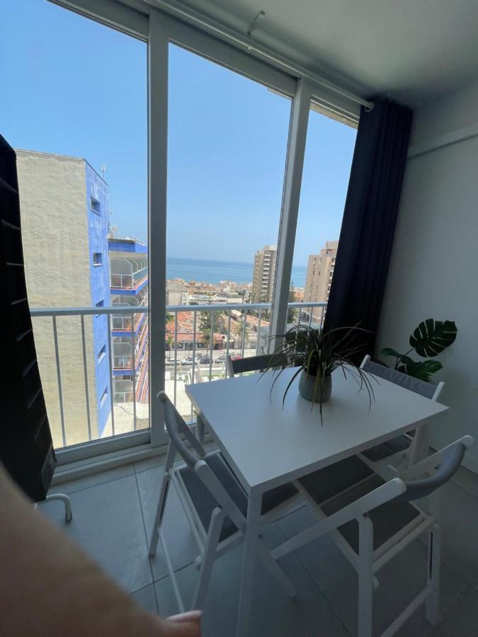 Apartamento Con Vistas Al Mar A Metros De La Playa Carihuela Soleil Torremolinos Exterior foto