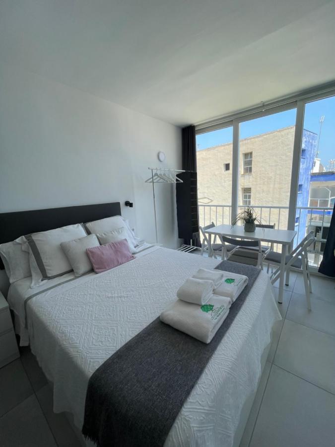 Apartamento Con Vistas Al Mar A Metros De La Playa Carihuela Soleil Torremolinos Exterior foto