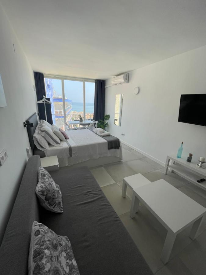 Apartamento Con Vistas Al Mar A Metros De La Playa Carihuela Soleil Torremolinos Exterior foto